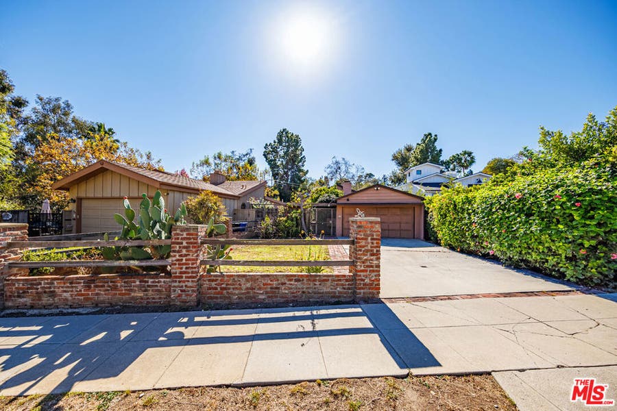 Property photo for 931 Wellesley Avenue, Los Angeles, CA