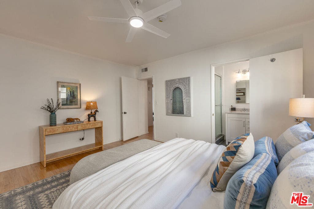 4507 Finley Avenue, #1, Los Angeles, CA 90027 4507 Finley Avenue, #1, Los Angeles, CA 90027