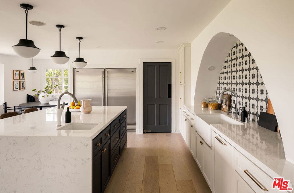 9315 Beverly Crest Drive, Beverly Hills, CA 90210 9315 Beverly Crest Drive, Beverly Hills, CA 90210