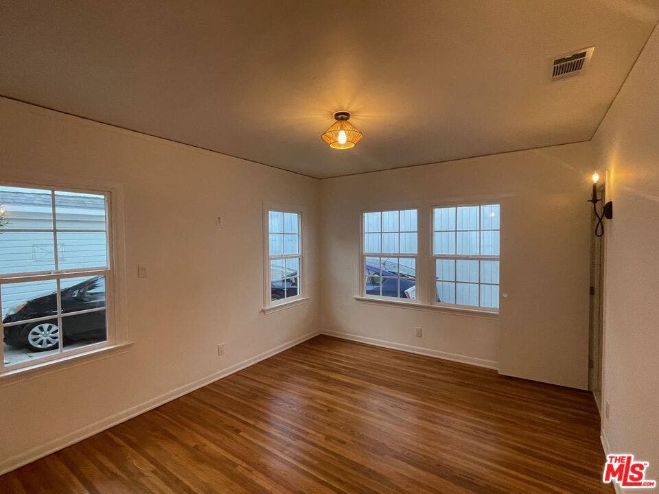 642 Maltman Avenue, Los Angeles, CA 90026 642 Maltman Avenue, Los Angeles, CA 90026