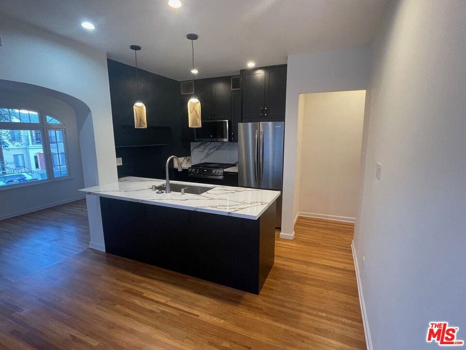 642 Maltman Avenue, Los Angeles, CA 90026 642 Maltman Avenue, Los Angeles, CA 90026
