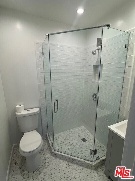 642 Maltman Avenue, Los Angeles, CA 90026 642 Maltman Avenue, Los Angeles, CA 90026