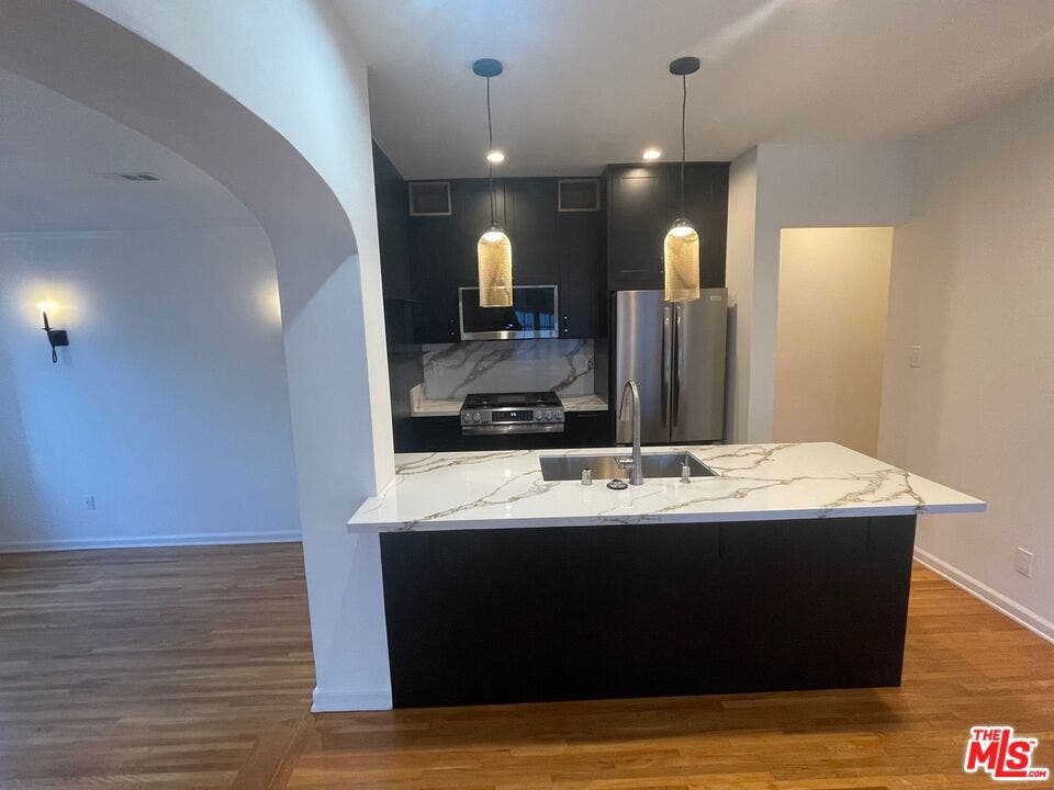 642 Maltman Avenue, Los Angeles, CA 90026 642 Maltman Avenue, Los Angeles, CA 90026