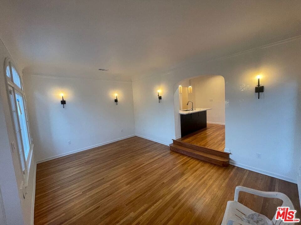 642 Maltman Avenue, Los Angeles, CA 90026 642 Maltman Avenue, Los Angeles, CA 90026