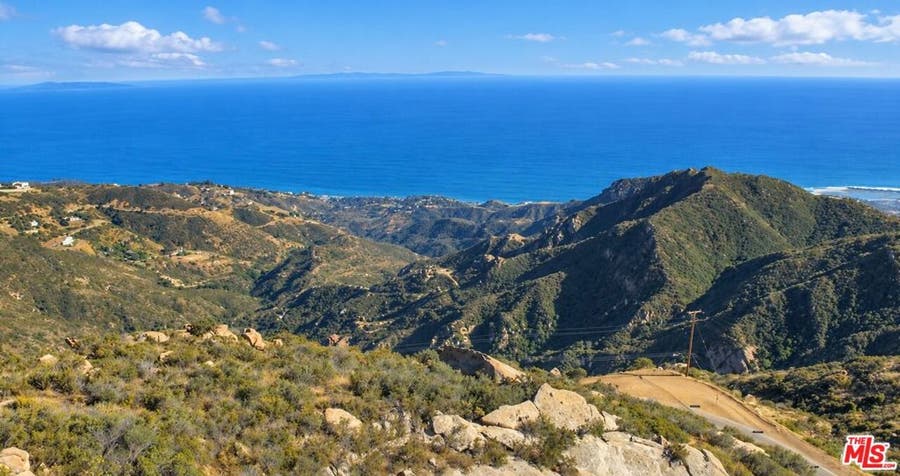 Property photo for 24500 Piuma Road, Malibu, CA