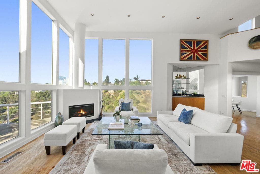 3670 Avenida Del Sol, Studio City, CA 91604 3670 Avenida Del Sol, Studio City, CA 91604