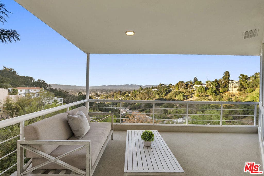 3670 Avenida Del Sol, Studio City, CA 91604 3670 Avenida Del Sol, Studio City, CA 91604