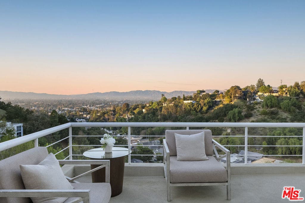 3670 Avenida Del Sol, Studio City, CA 91604 3670 Avenida Del Sol, Studio City, CA 91604