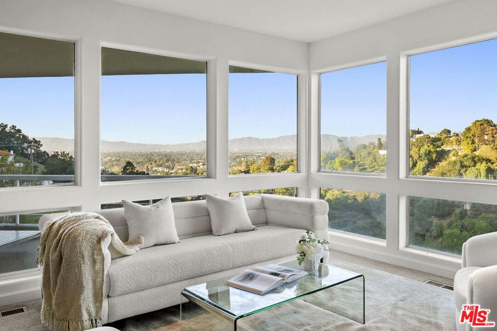3670 Avenida Del Sol, Studio City, CA 91604 3670 Avenida Del Sol, Studio City, CA 91604