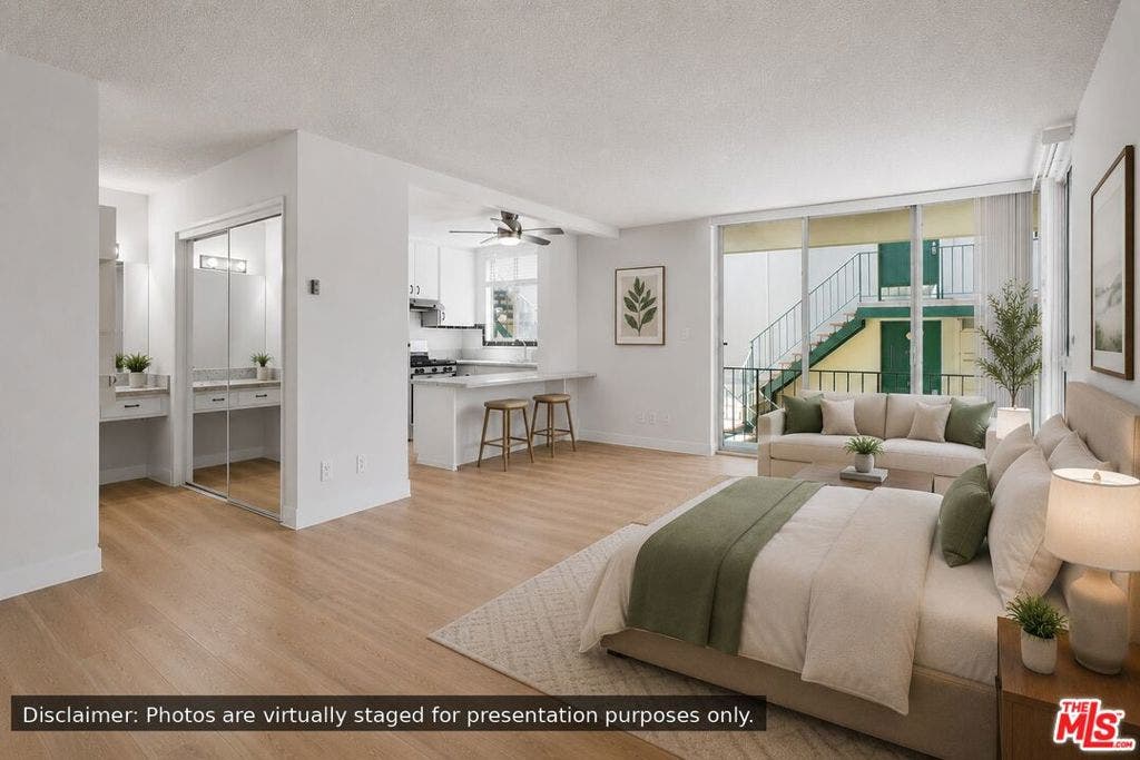 1353 S Carmelina Avenue, #105, Los Angeles, CA 90025 1353 S Carmelina Avenue, #105, Los Angeles, CA 90025