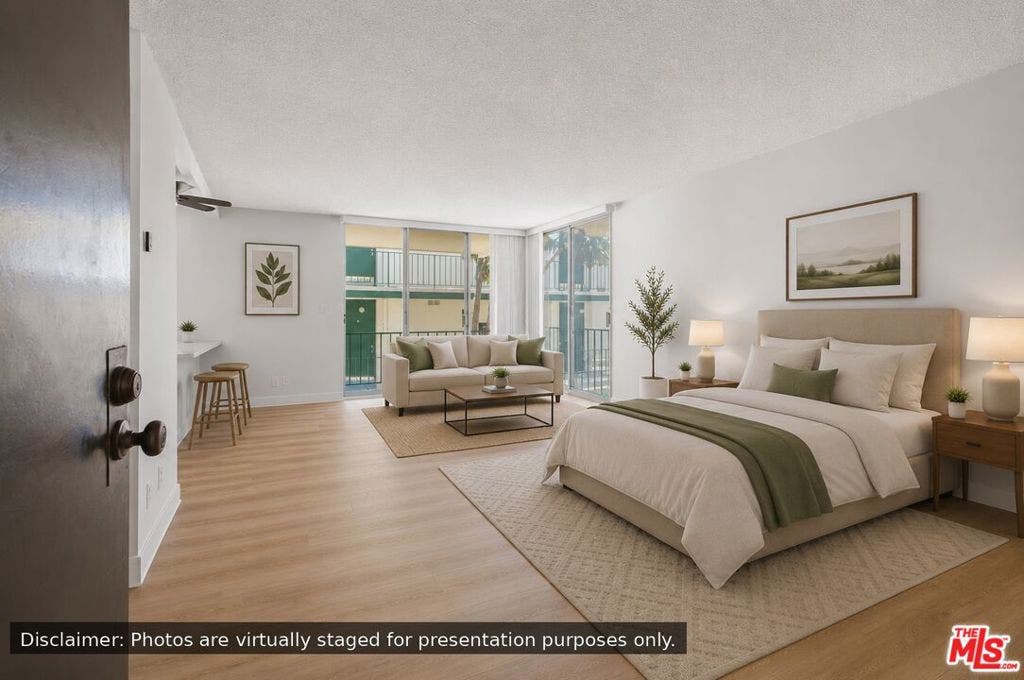1353 S Carmelina Avenue, #105, Los Angeles, CA 90025 1353 S Carmelina Avenue, #105, Los Angeles, CA 90025