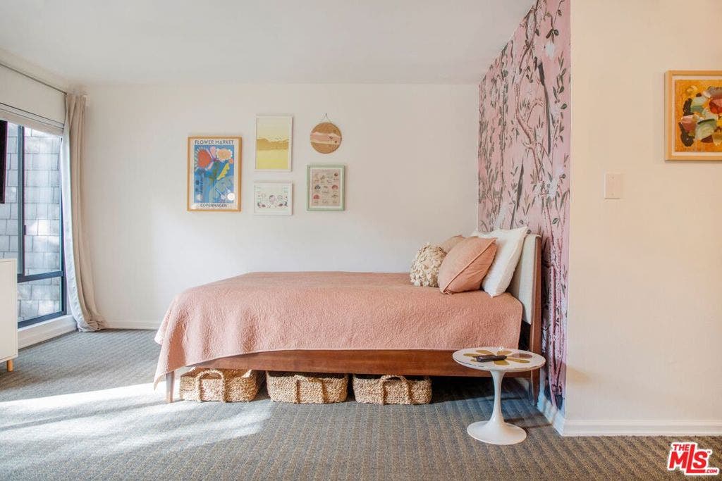 950 N Kings Road, #168, West Hollywood, CA 90069 950 N Kings Road, #168, West Hollywood, CA 90069