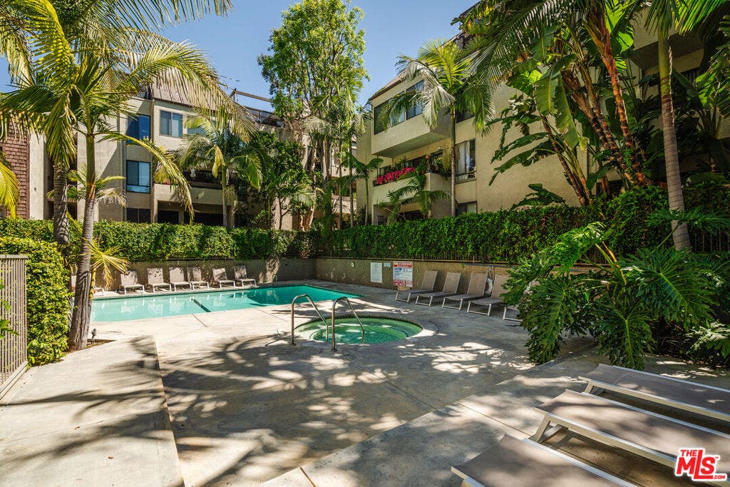 950 N Kings Road, #168, West Hollywood, CA 90069 950 N Kings Road, #168, West Hollywood, CA 90069