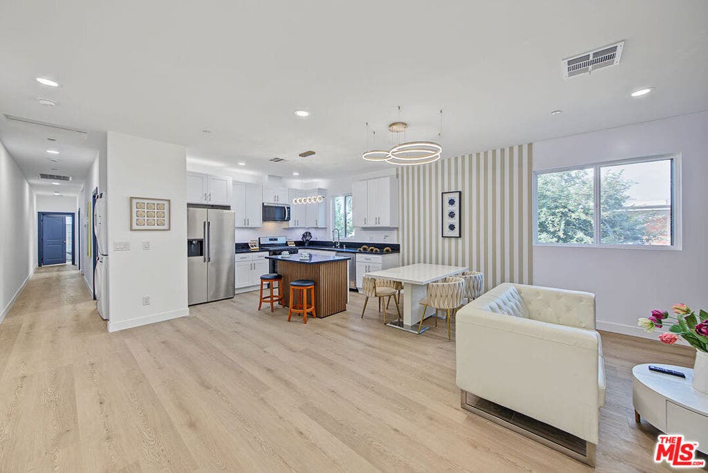4627 Rosewood Avenue, #1,2,3,4, Los Angeles, CA 90004 4627 Rosewood Avenue, #1,2,3,4, Los Angeles, CA 90004