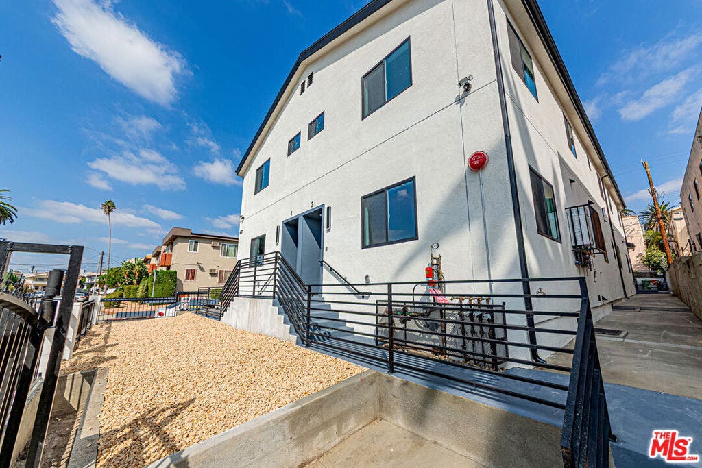 4627 Rosewood Avenue, #1,2,3,4, Los Angeles, CA 90004 4627 Rosewood Avenue, #1,2,3,4, Los Angeles, CA 90004