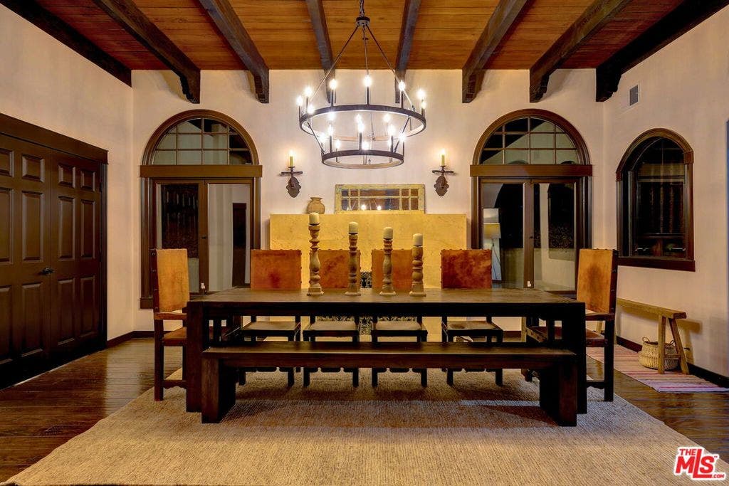 2570 Nichols Canyon Road, Los Angeles, CA 90046 2570 Nichols Canyon Road, Los Angeles, CA 90046