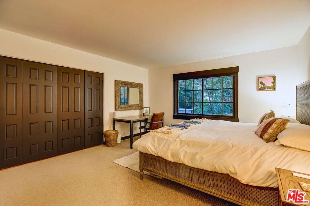 2570 Nichols Canyon Road, Los Angeles, CA 90046 2570 Nichols Canyon Road, Los Angeles, CA 90046