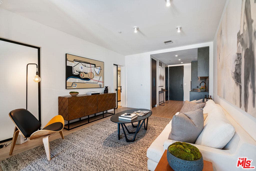 3688 Overland Avenue, #PH6, Los Angeles, CA 90034 3688 Overland Avenue, #PH6, Los Angeles, CA 90034