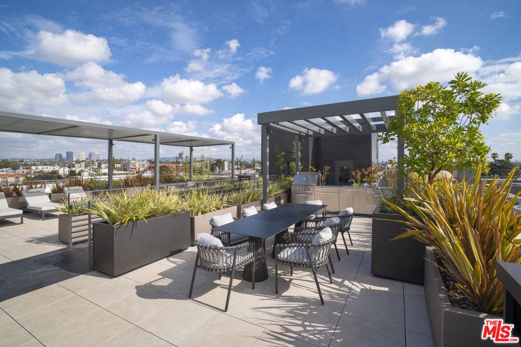 3688 Overland Avenue, #PH6, Los Angeles, CA 90034 3688 Overland Avenue, #PH6, Los Angeles, CA 90034