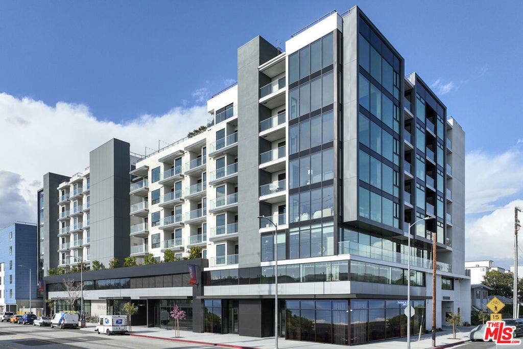 3688 Overland Avenue, #PH6, Los Angeles, CA 90034 3688 Overland Avenue, #PH6, Los Angeles, CA 90034