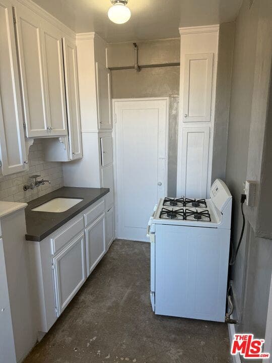 5217 Hollywood Boulevard, #A301, Los Angeles, CA 90027 5217 Hollywood Boulevard, #A301, Los Angeles, CA 90027