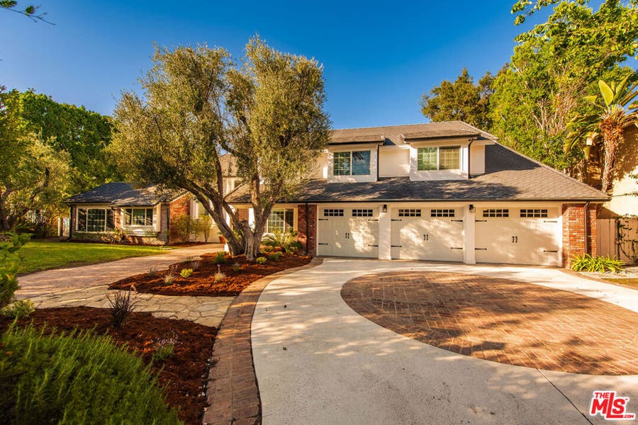 Property photo for 17429 Tarzana Street, Encino, CA
