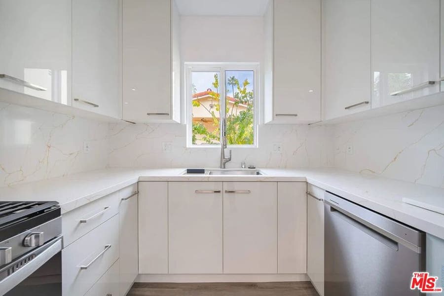 Property photo for 1350 Western Avenue, #A, Glendale, CA