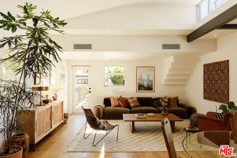 Property photo for 8866 Wonderland Avenue, Los Angeles, CA