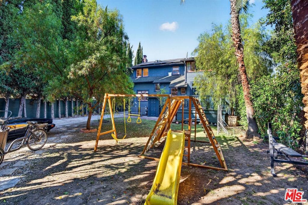 4412 Melbourne Avenue, Los Angeles, CA 90027 4412 Melbourne Avenue, Los Angeles, CA 90027