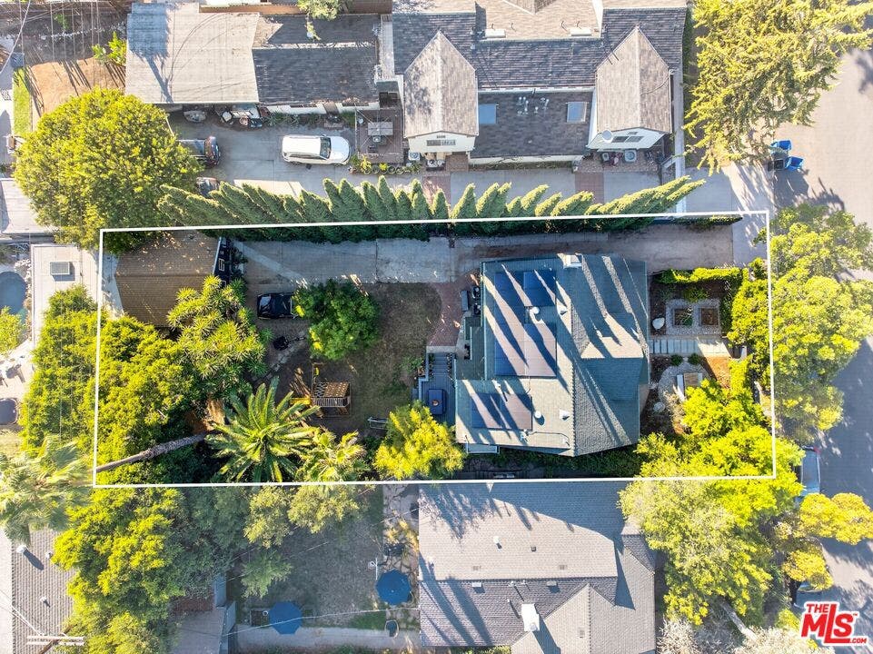 4412 Melbourne Avenue, Los Angeles, CA 90027 4412 Melbourne Avenue, Los Angeles, CA 90027