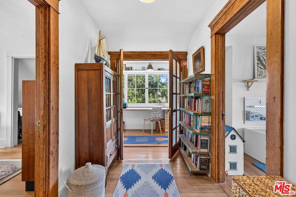 4412 Melbourne Avenue, Los Angeles, CA 90027 4412 Melbourne Avenue, Los Angeles, CA 90027