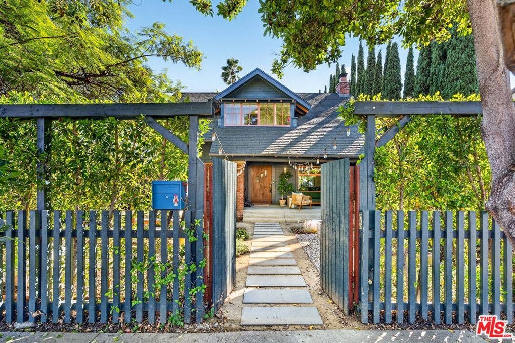 4412 Melbourne Avenue, Los Angeles, CA 90027 4412 Melbourne Avenue, Los Angeles, CA 90027