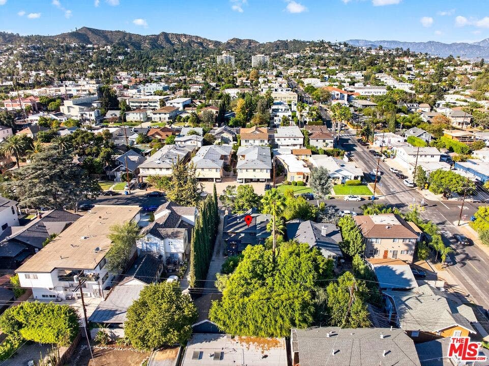 4412 Melbourne Avenue, Los Angeles, CA 90027 4412 Melbourne Avenue, Los Angeles, CA 90027
