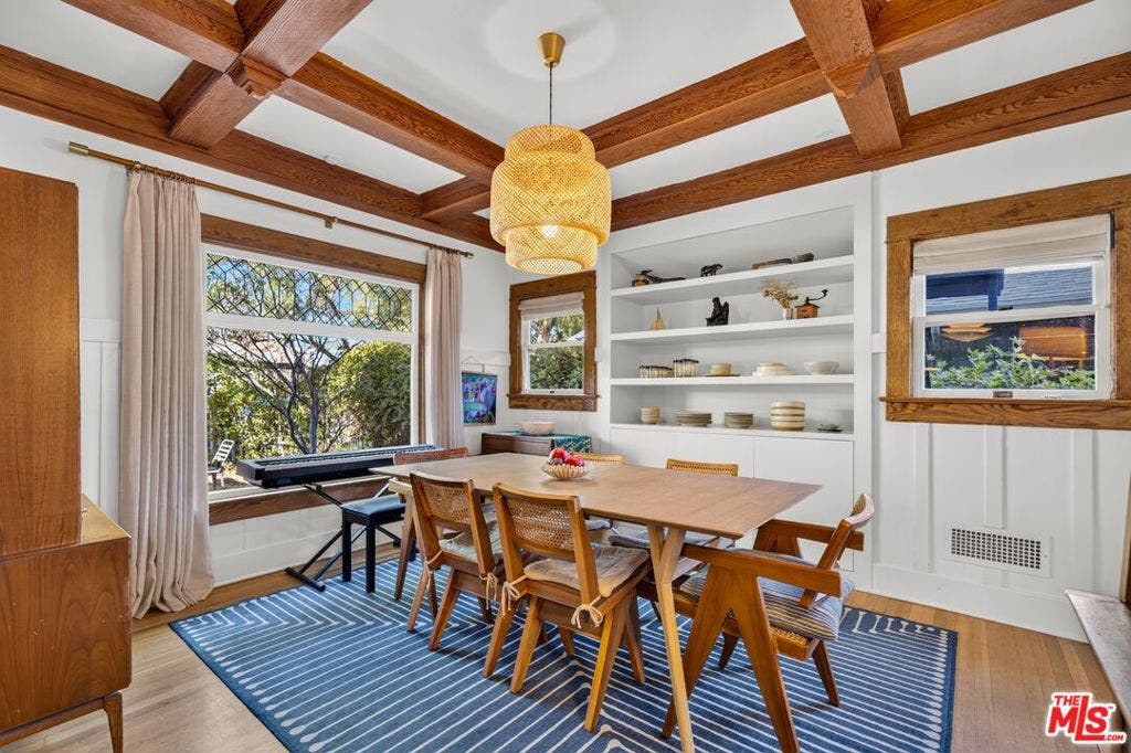 4412 Melbourne Avenue, Los Angeles, CA 90027 4412 Melbourne Avenue, Los Angeles, CA 90027