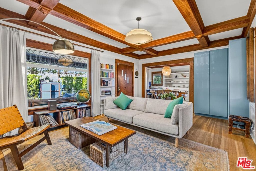 4412 Melbourne Avenue, Los Angeles, CA 90027 4412 Melbourne Avenue, Los Angeles, CA 90027