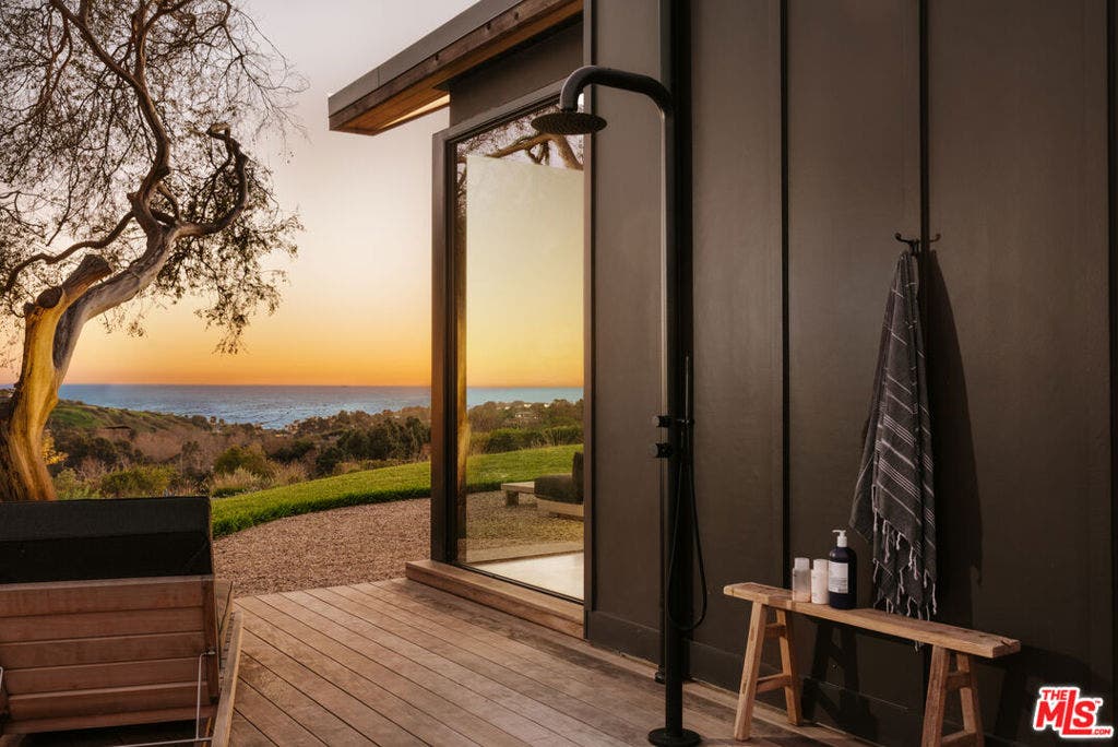5792 Calpine Drive, Malibu, CA 90265 5792 Calpine Drive, Malibu, CA 90265