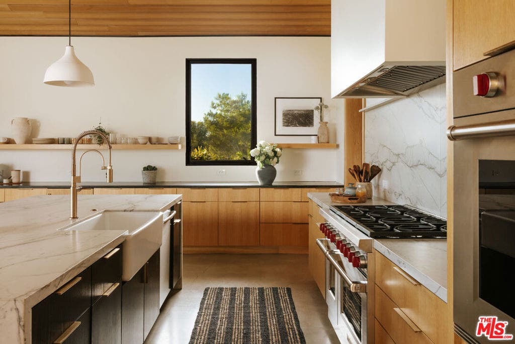 5792 Calpine Drive, Malibu, CA 90265 5792 Calpine Drive, Malibu, CA 90265