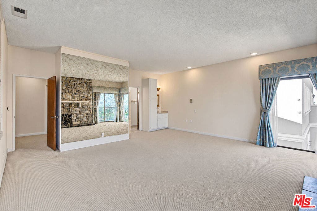 4238 Mesa Street, Torrance, CA 90505 4238 Mesa Street, Torrance, CA 90505