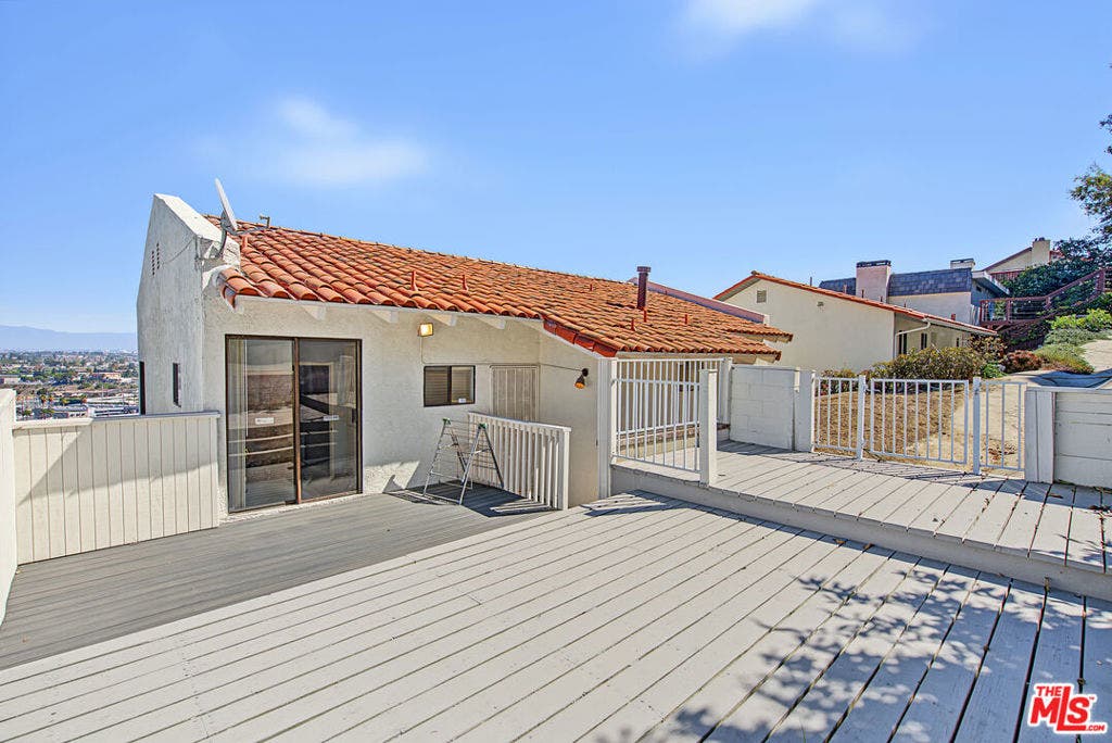 4238 Mesa Street, Torrance, CA 90505 4238 Mesa Street, Torrance, CA 90505