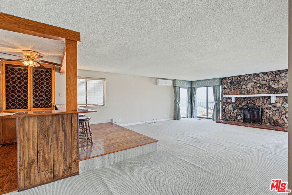 4238 Mesa Street, Torrance, CA 90505 4238 Mesa Street, Torrance, CA 90505