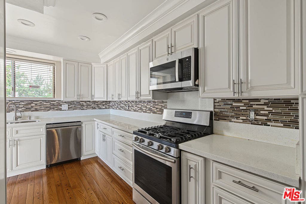 4238 Mesa Street, Torrance, CA 90505 4238 Mesa Street, Torrance, CA 90505