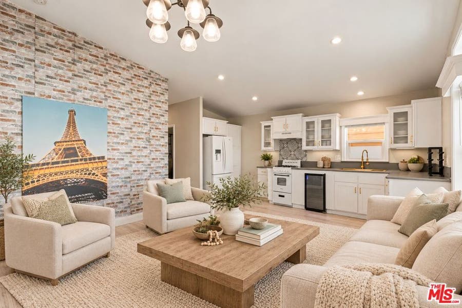 Property photo for 8250 Lankershim Boulevard, #112, North Hollywood, CA