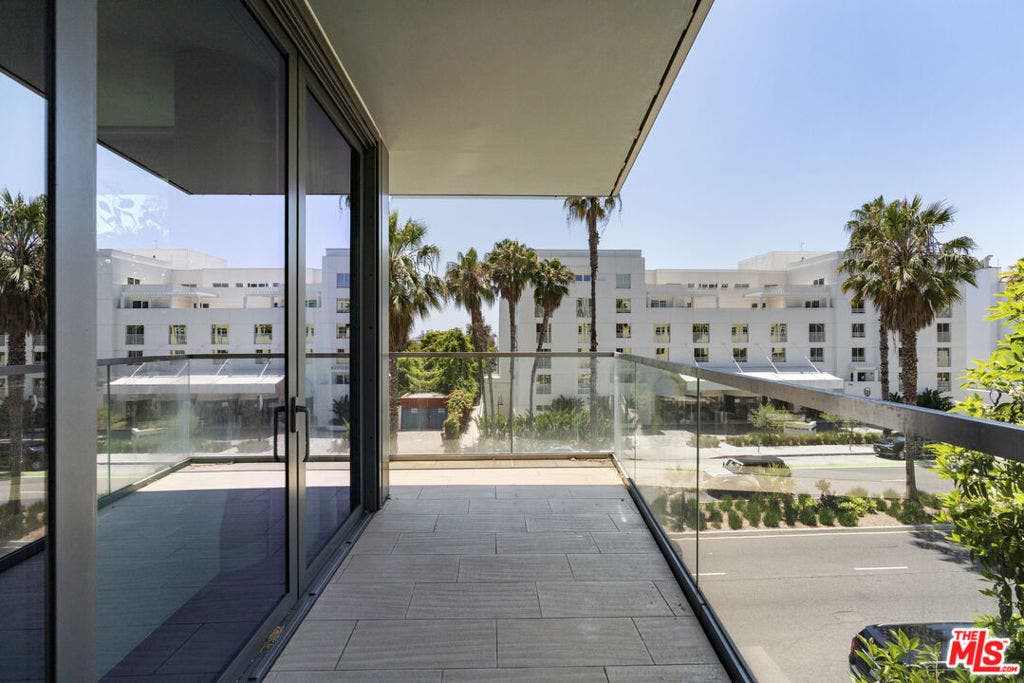 1755 Ocean Avenue, #410, Santa Monica, CA 90401 1755 Ocean Avenue, #410, Santa Monica, CA 90401