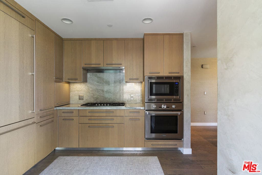 1755 Ocean Avenue, #410, Santa Monica, CA 90401 1755 Ocean Avenue, #410, Santa Monica, CA 90401