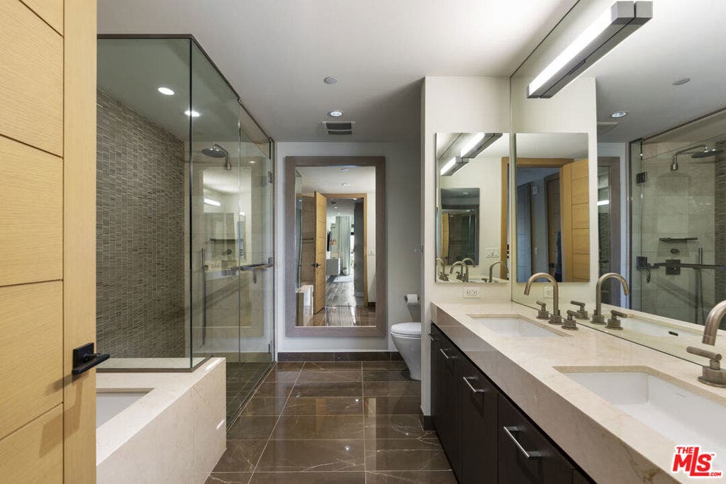 1755 Ocean Avenue, #410, Santa Monica, CA 90401 1755 Ocean Avenue, #410, Santa Monica, CA 90401