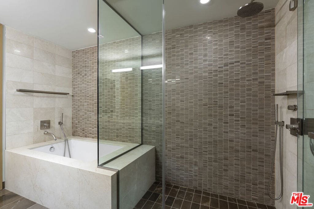 1755 Ocean Avenue, #410, Santa Monica, CA 90401 1755 Ocean Avenue, #410, Santa Monica, CA 90401