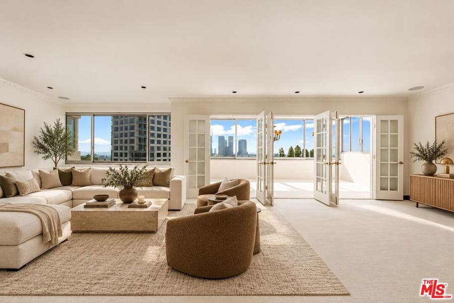 Property photo for 875 Comstock Avenue, #9D, Los Angeles, CA
