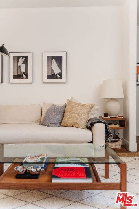 1979 Grace Avenue, #2, Los Angeles, CA 90068 1979 Grace Avenue, #2, Los Angeles, CA 90068