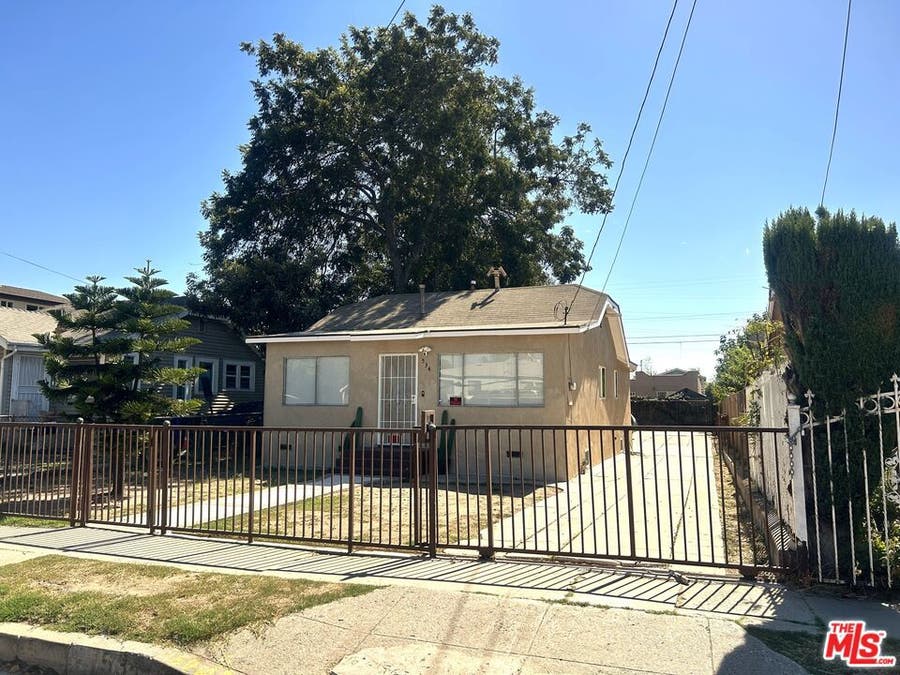 Property photo for 534 W Colden Avenue, Los Angeles, CA