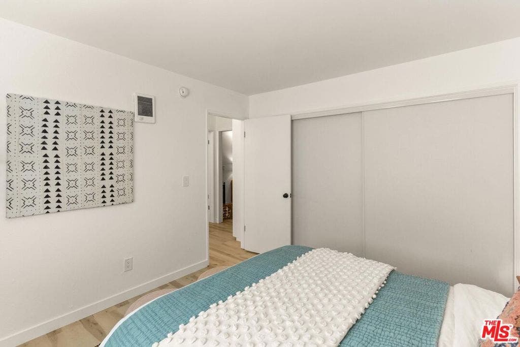 3325 Bagley Avenue, #105, Los Angeles, CA 90034